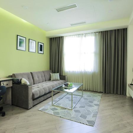 Seine Apartment By Downtown Inn, City Center Yerevan Exterior photo