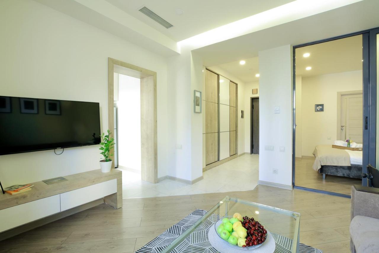Seine Apartment By Downtown Inn, City Center Yerevan Exterior photo